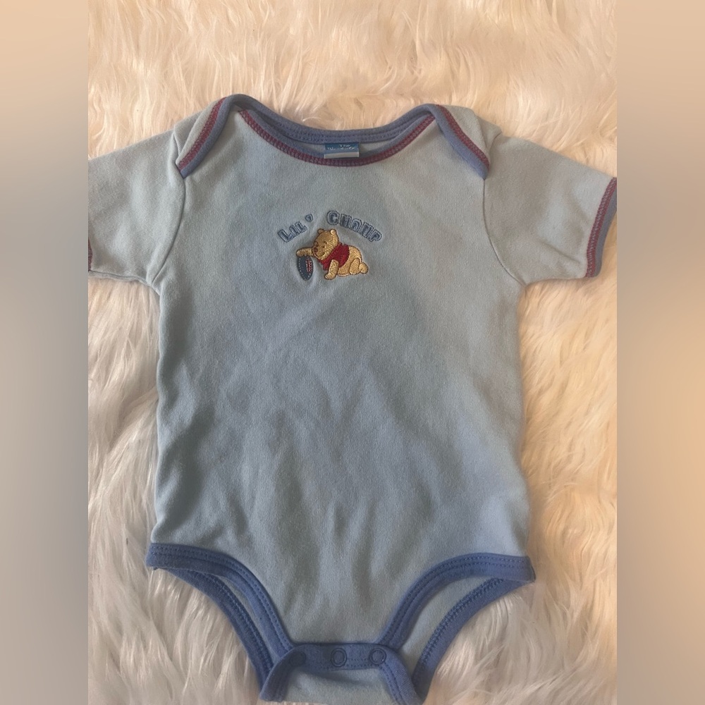 vintage winnie the pooh the wonderful world of disney blue onesie 0/6 months